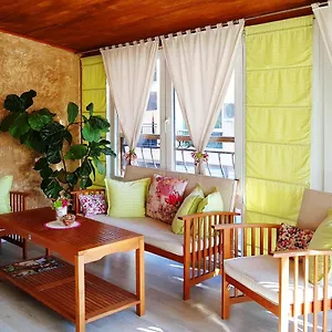 apt-nicole-4004.plovdiv-hotels.com/