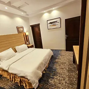 قصر البسمة للوحدات السكنية المفروشة 3* جدة