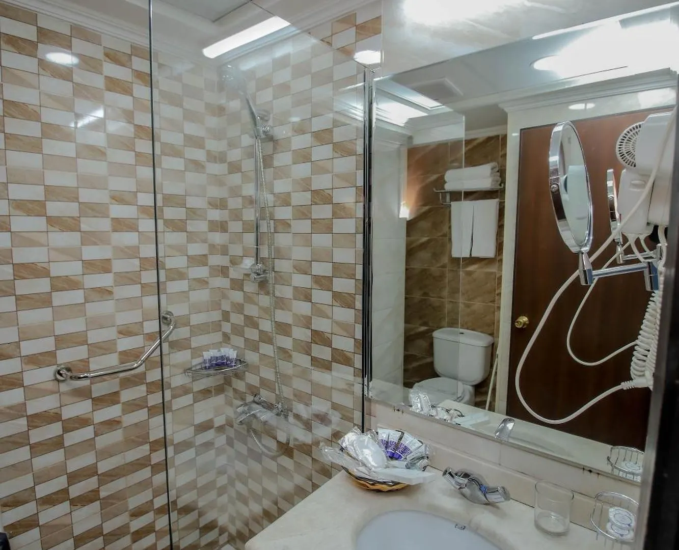 Abraj Al Tayseer Tuwa Hotel La Mecque