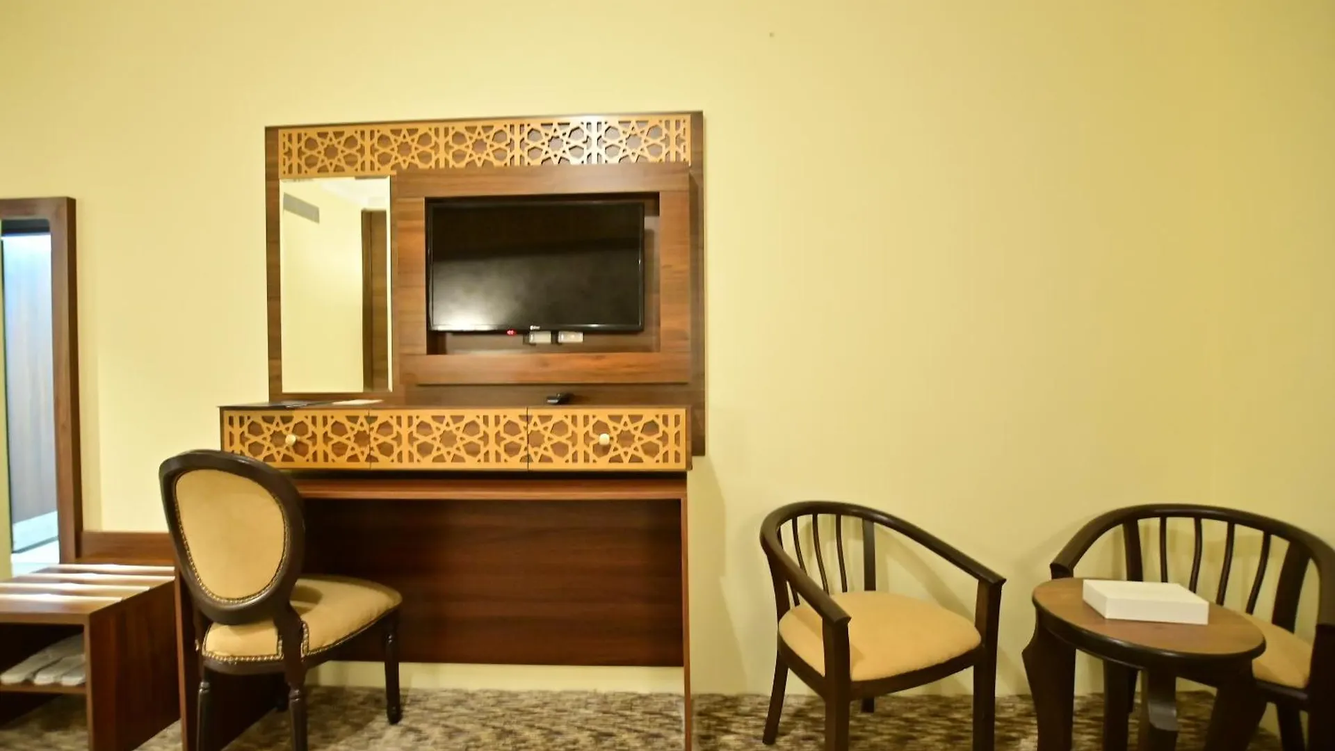 Abraj Al Tayseer Tuwa Hotel Mecca 3*,  Saudi Arabia